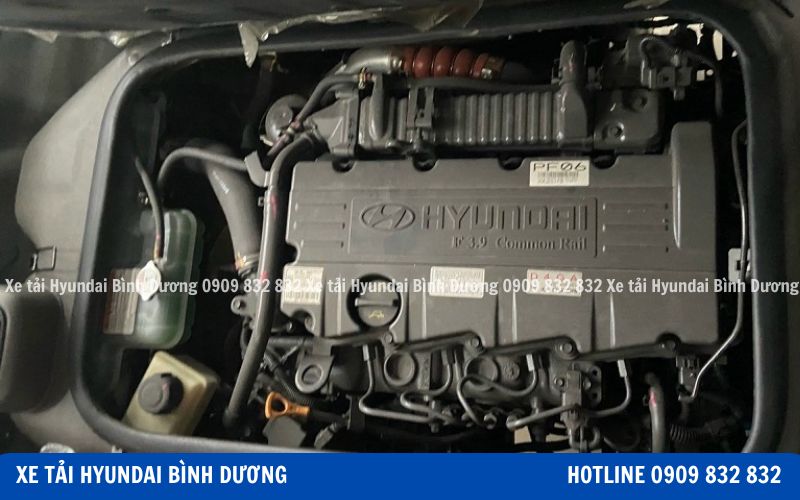 Động cơ xe khách Hyundai 29 chỗ