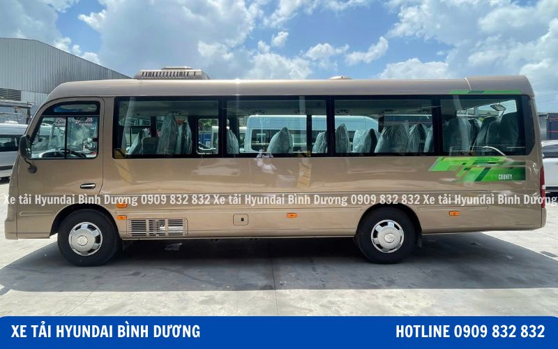 Xe 29 chỗ Hyundai County