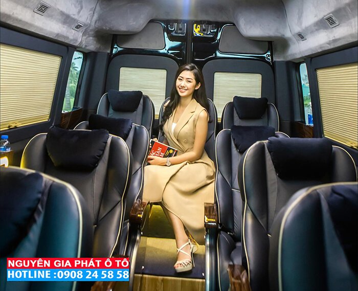 xe khach hyundai solati limousine