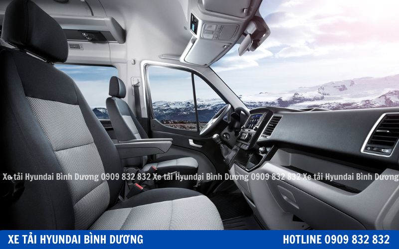 Nội thất tiện nghi xe Hyundai Solati