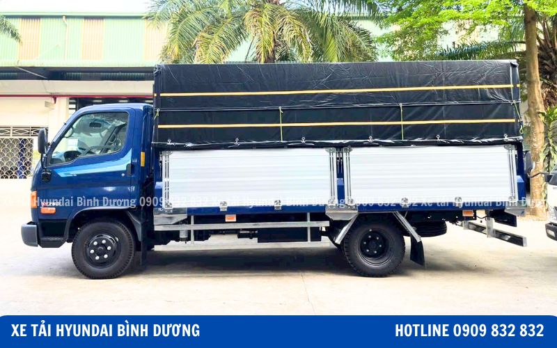 Mighty W750L thùng mui bạt