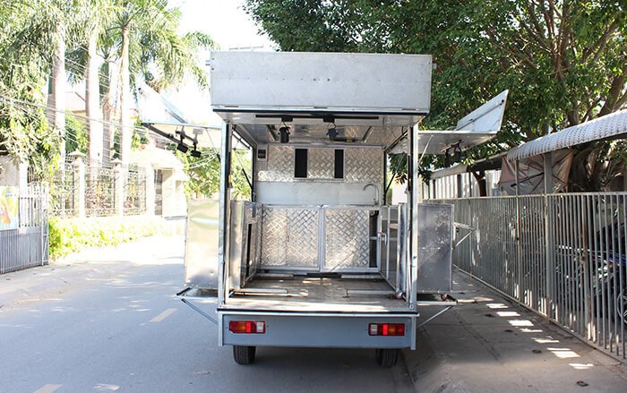 xe tải bán thức ăn nhanh food truck