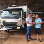 xe đóng thùng chở gạch
