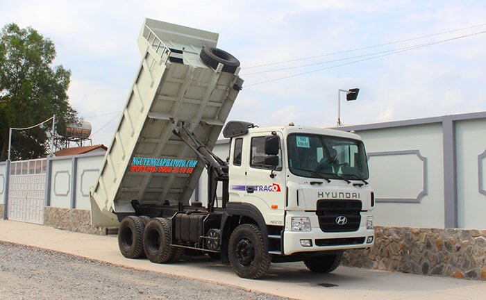 xe ben hyundai HD270