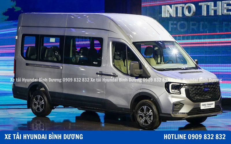Xe 16 chỗ Ford Transit đời mới
