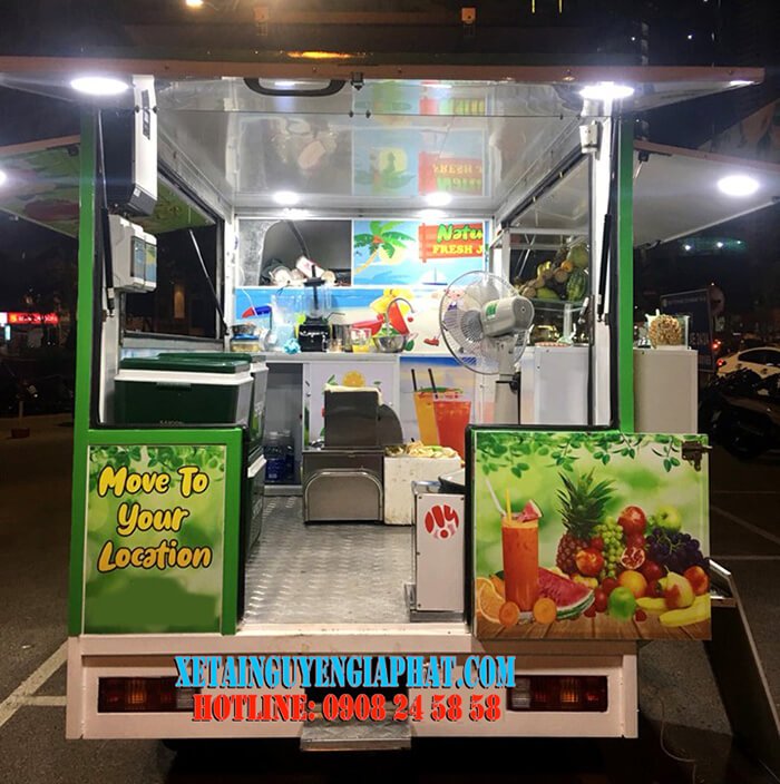 Xe tải bán nước trái cây juice truck