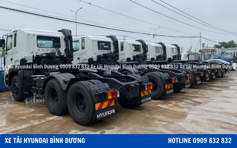 Ngoại thất xe đầu kéo Hyundai trago