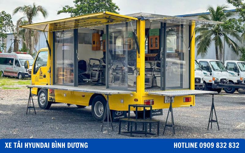 Xe cắt tóc lưu động