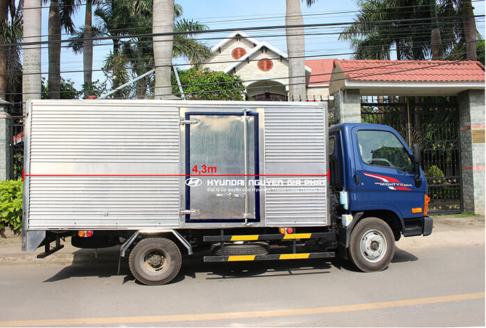 Xe hyundai mighty n250sl thùng kín