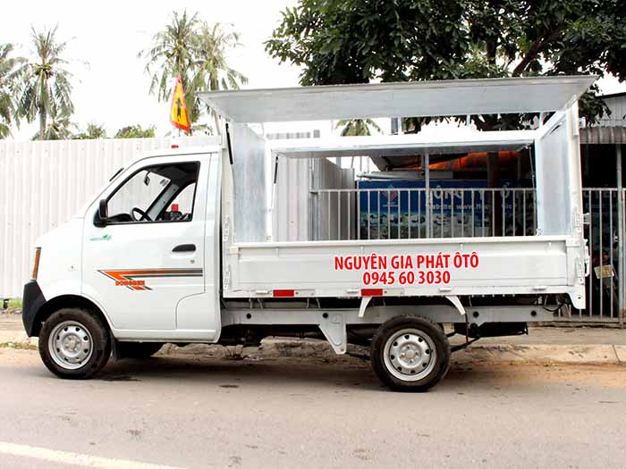 Xe tải dongben 870kg thùng cánh dơi