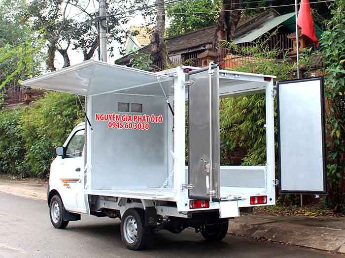 Xe tải dongben 870kg thùng cánh dơi