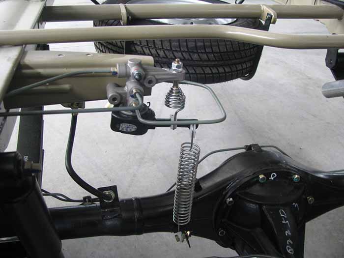 nhíp cầu Xe tải dongben 870kg