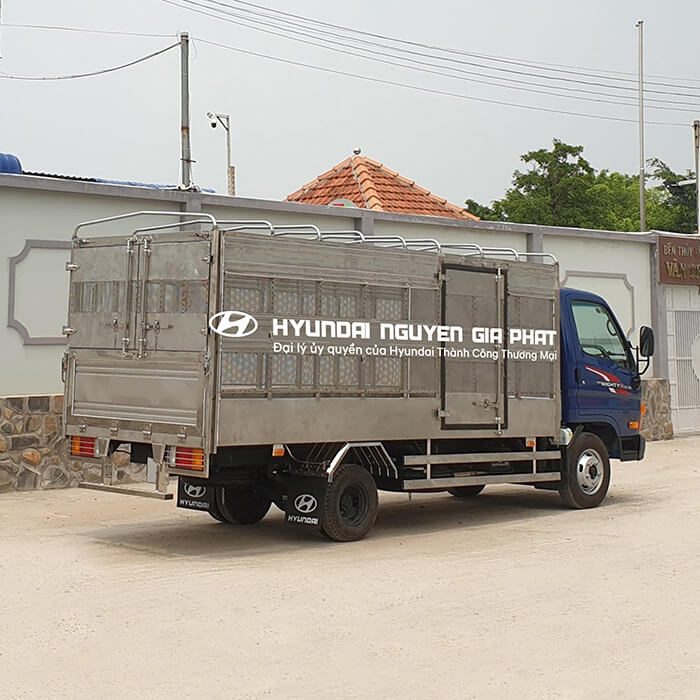 Xe tải chở gia cầm 2t49 thùng dài 4m3