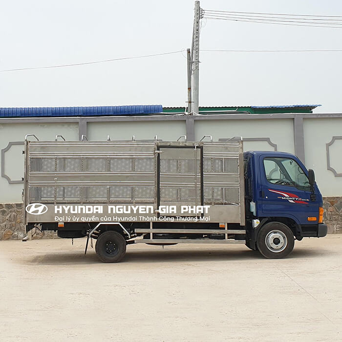 Xe tải chở gia cầm 2t49 thùng dài 4m3