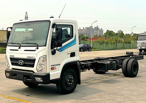 Hyundai 5 tấn EX900XL E5, thùng dài 6m3, mẫu mới 2025