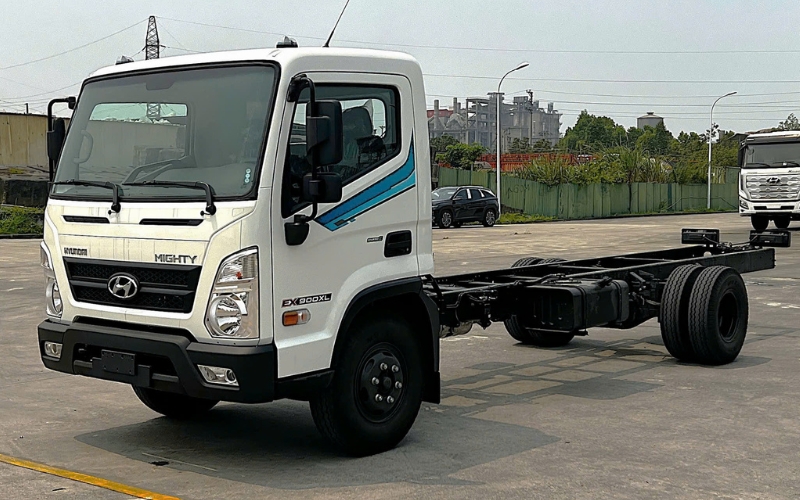 Ngoại thất Hyundai EX900XL