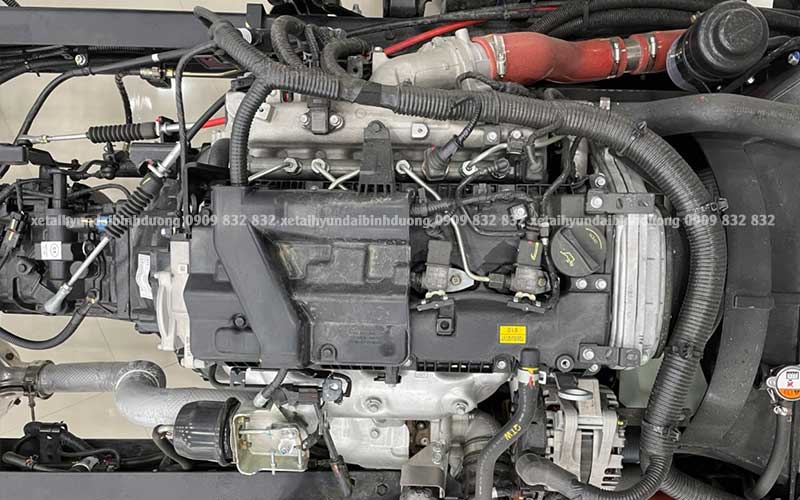 Hyundai EX8L - Động cơ D4CC 160 Ps