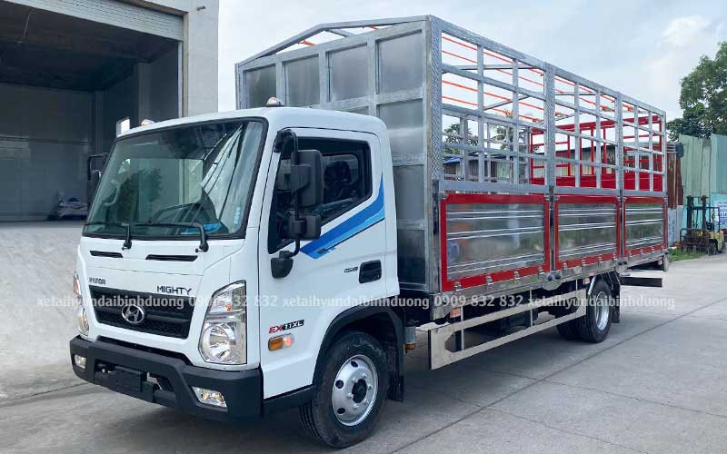 Ngoại thất Hyundai 7 tấn EX11 Euro 5